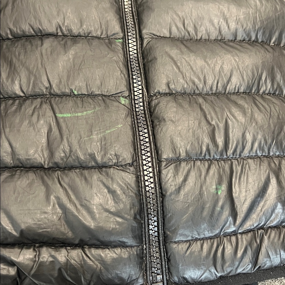 TUMI Pax Black Neck Pillow Puffer Jacket Size M - Picture 11 of 14